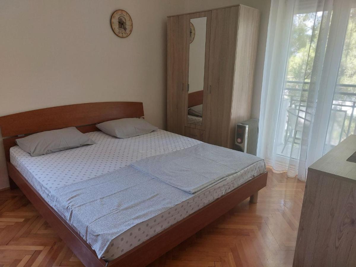 Apartment Music-Center, In The Center Of بودغوريتْسا المظهر الخارجي الصورة